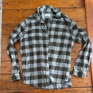 Goodfellow & Co Gray and Black Plaid Casual Button Down Shirt